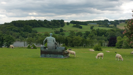 Yorkshire-Sculpture-Park-1